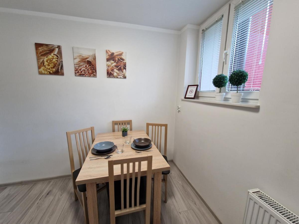 Apartament W Srodmiesciu Sanok Exterior foto